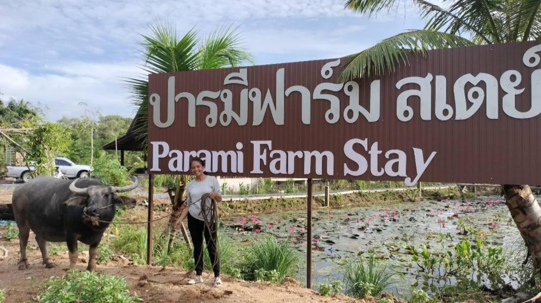 ปารมีฟาร์มสเตย์ Takuapa Szoba fotó
